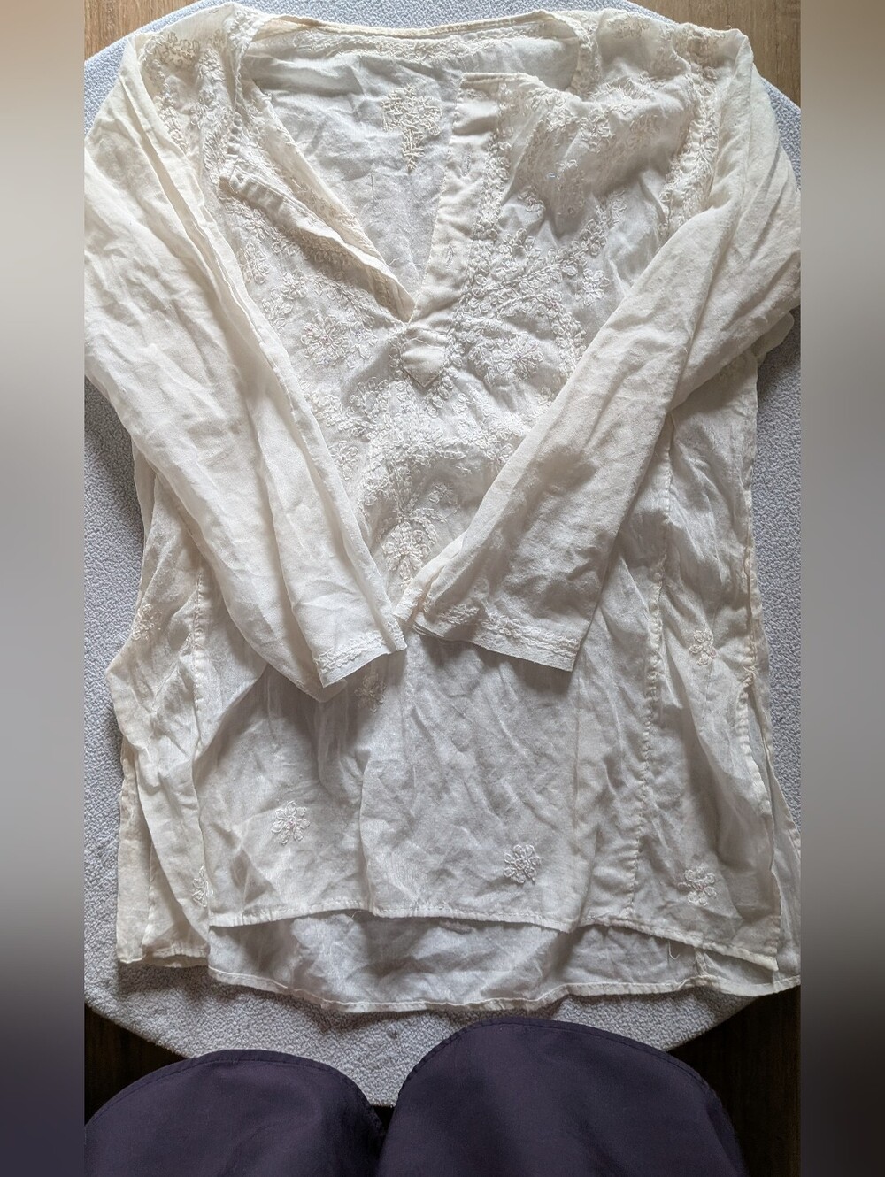 Women's Embroidered V-Neck Long-Sleeve Top - Cream